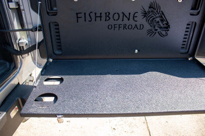 Fishbone Offroad 2018+ Jeep Wrangler JL Tailgate Table FB25220 FB25220 Photo - lifestyle view