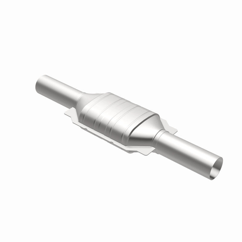 MagnaFlow California Grade CARB Compliant Direct-Fit Catalytic Converter 3322223 360 Degree Image Set