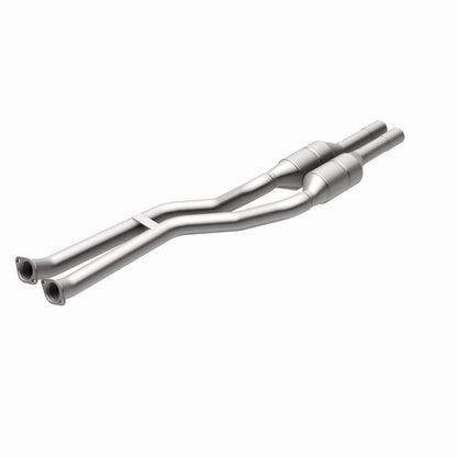 MagnaFlow BMW OEM Grade Federal / EPA Compliant Direct-Fit Catalytic Converter 49760 360 Degree Image Set