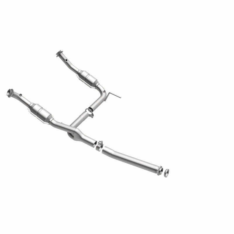 MagnaFlow HM Grade Federal / EPA Compliant Direct-Fit Catalytic Converter 93111 360 Degree Image Set