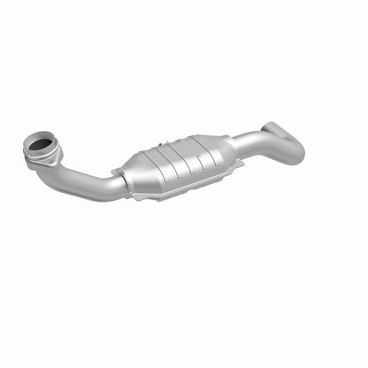 MagnaFlow Ford Expedition OEM Grade Federal / EPA Compliant Direct-Fit Catalytic Converter 49412 360 Degree Image Set