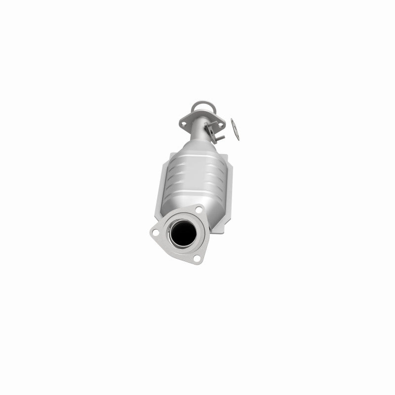 MagnaFlow Toyota Tundra HM Grade Federal / EPA Compliant Direct-Fit Catalytic Converter 23752 360 Degree Image Set