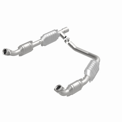 MagnaFlow Ford HM Grade Federal / EPA Compliant Direct-Fit Catalytic Converter 93167 360 Degree Image Set