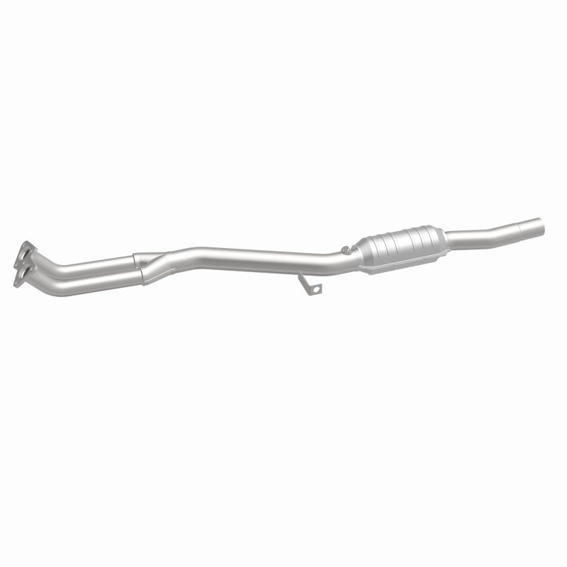 MagnaFlow BMW Standard Grade Federal / EPA Compliant Direct-Fit Catalytic Converter 93685 360 Degree Image Set