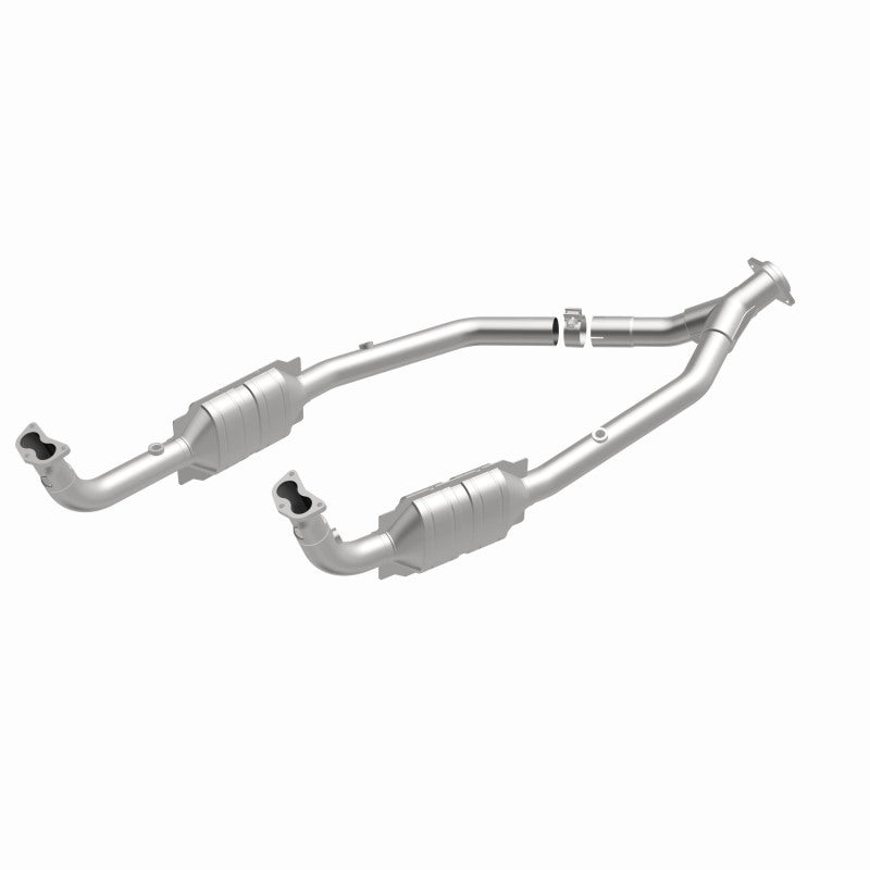 MagnaFlow Land Rover Discovery HM Grade Federal / EPA Compliant Direct-Fit Catalytic Converter 93689 360 Degree Image Set