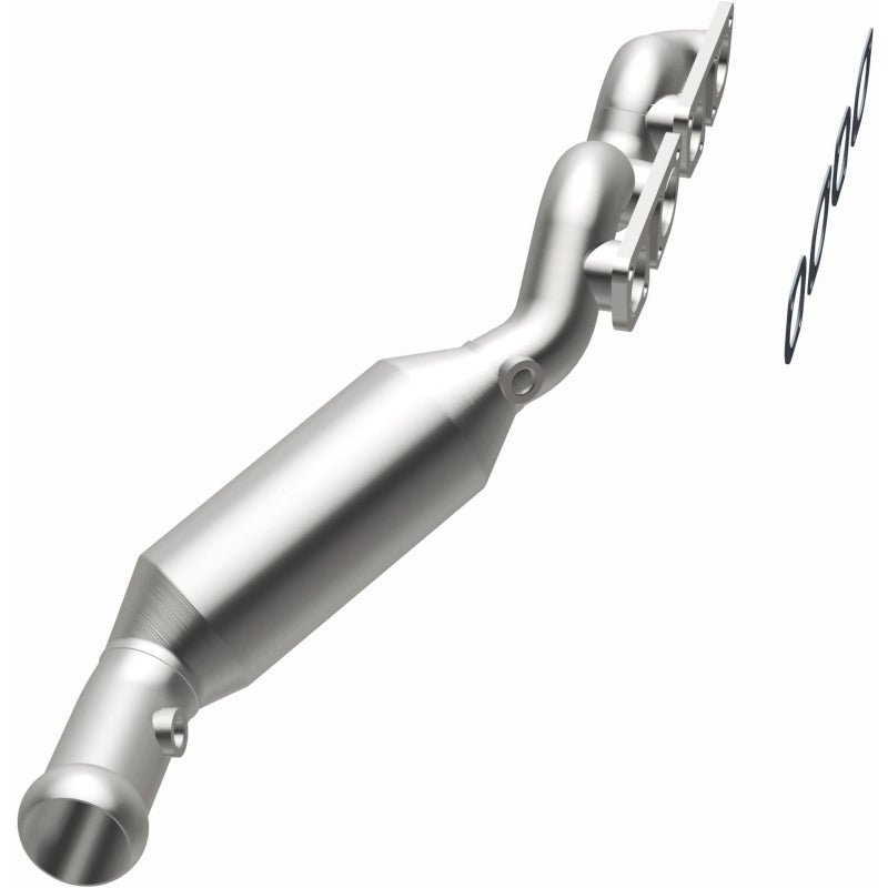 MagnaFlow BMW X5 California Grade CARB Compliant Manifold Catalytic Converter 5551237 Photo - out of package