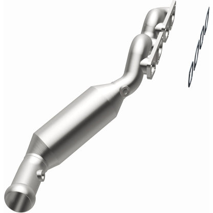 MagnaFlow BMW X5 California Grade CARB Compliant Manifold Catalytic Converter 5551237 Photo - out of package