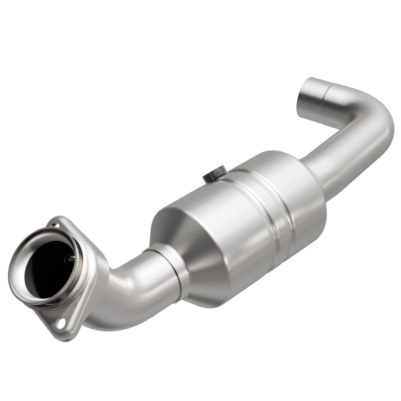 MagnaFlow Ford F-150 OEM Grade Federal / EPA Compliant Direct-Fit Catalytic Converter 52138 Photo - Primary