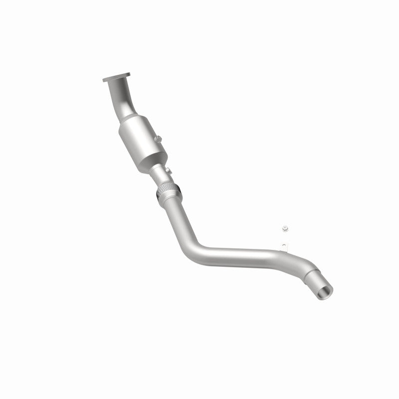 MagnaFlow California Grade CARB Compliant Direct-Fit Catalytic Converter 5561140 360 Degree Image Set