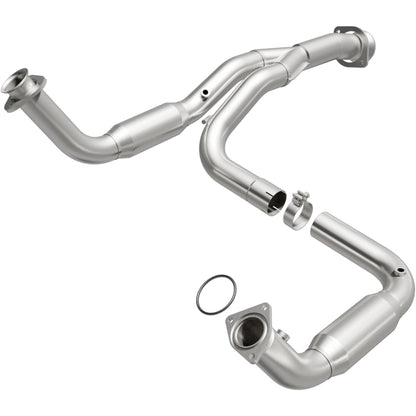MagnaFlow California Grade CARB Compliant Direct-Fit Catalytic Converter 5451644 Photo - Primary