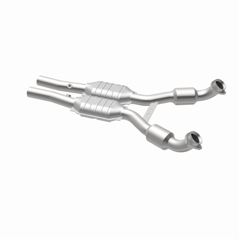 MagnaFlow Chevrolet Corvette HM Grade Federal / EPA Compliant Direct-Fit Catalytic Converter 93989 360 Degree Image Set