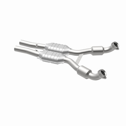 MagnaFlow Chevrolet Corvette HM Grade Federal / EPA Compliant Direct-Fit Catalytic Converter 93989 360 Degree Image Set