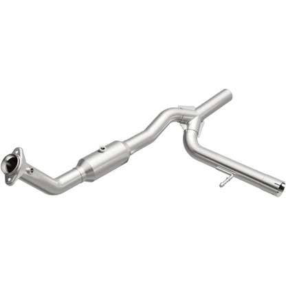 MagnaFlow Ford F-150 California Grade CARB Compliant Direct-Fit Catalytic Converter 5451410 Photo - Primary