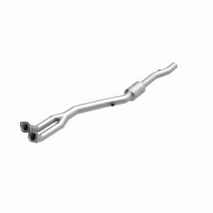 MagnaFlow BMW 840Ci California Grade CARB Compliant Direct-Fit Catalytic Converter 4481687 360 Degree Image Set