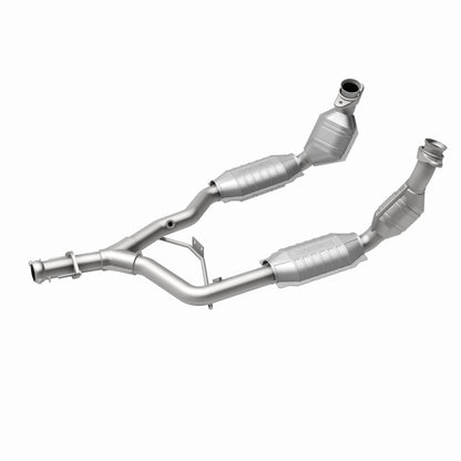 MagnaFlow Ford Mustang HM Grade Federal / EPA Compliant Direct-Fit Catalytic Converter 93344 360 Degree Image Set
