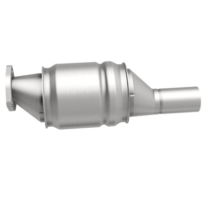 MagnaFlow Volkswagen HM Grade Federal / EPA Compliant Direct-Fit Catalytic Converter 22952 360 Degree Image Set