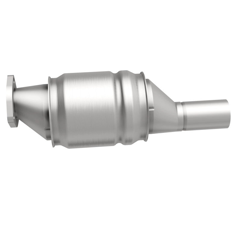 MagnaFlow Volkswagen HM Grade Federal / EPA Compliant Direct-Fit Catalytic Converter 22952 360 Degree Image Set