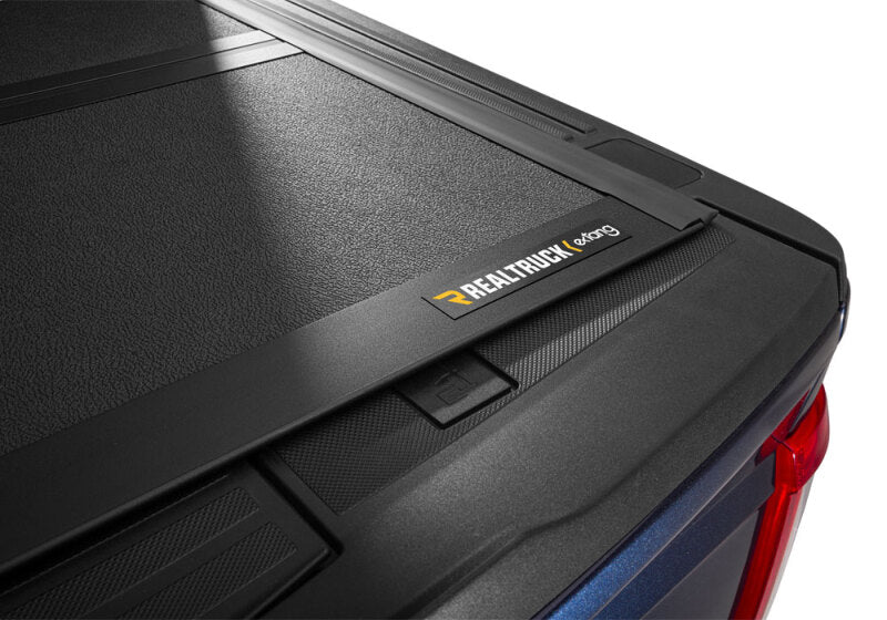 Extang 22-23 Toyota Tundra (with/without Rail Sys) 5.6ft. Bed Endure ALX 80472 80472 Photo - Close Up