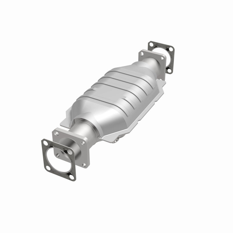 MagnaFlow Standard Grade Federal / EPA Compliant Direct-Fit Catalytic Converter 23652 360 Degree Image Set