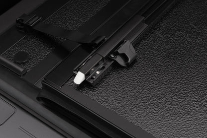 BAK Flip G2 15-18 GM Silverado,Sierra & 2019 Legacy/Limited 6.7ft Bed (2014 1500 Only, 2015-2019 1500,2500,3500) 226121 Photo - Close Up