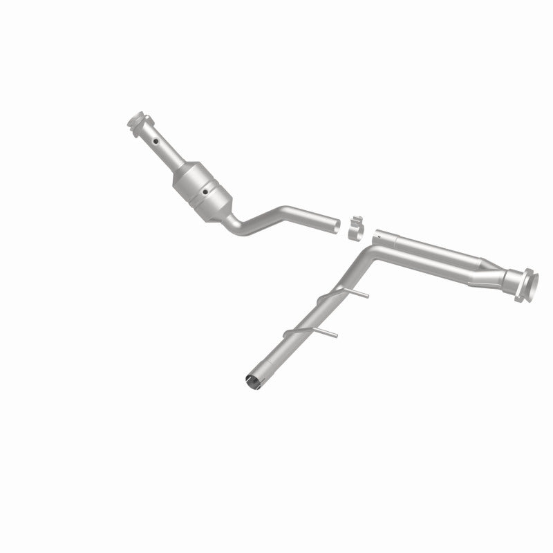 MagnaFlow Ford F-150 OEM Grade Federal / EPA Compliant Direct-Fit Catalytic Converter 52156 360 Degree Image Set