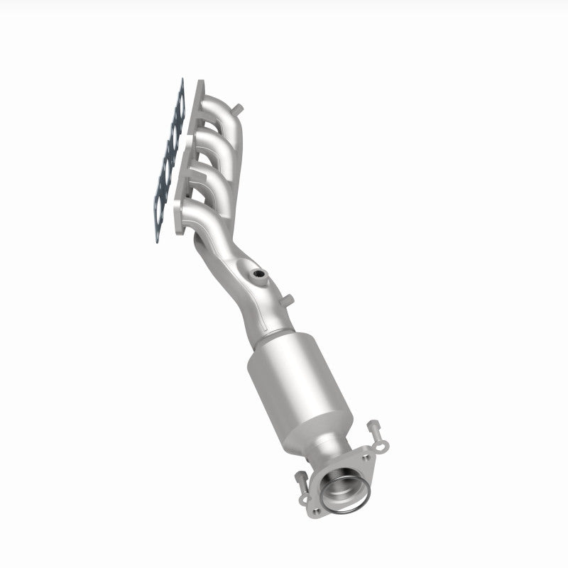 Magnaflow 05-06 Nissan Titan 5.6L Direct Fit Converter 5582357 5582357 360 Degree Image Set