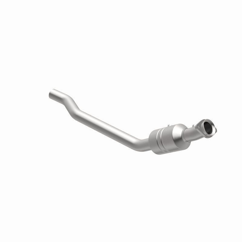MagnaFlow OEM Grade Federal / EPA Compliant Direct-Fit Catalytic Converter 49739 360 Degree Image Set