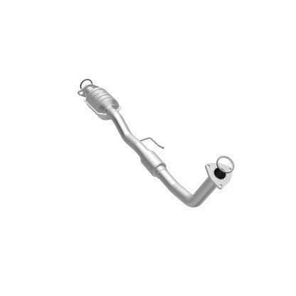 MagnaFlow Toyota Camry HM Grade Federal / EPA Compliant Direct-Fit Catalytic Converter 22769 360 Degree Image Set