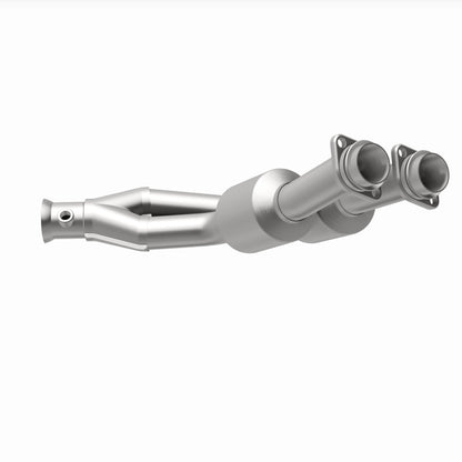 MagnaFlow Jaguar HM Grade Federal / EPA Compliant Direct-Fit Catalytic Converter 24226 360 Degree Image Set