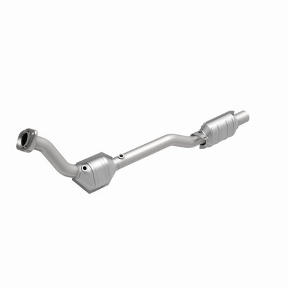 MagnaFlow HM Grade Federal / EPA Compliant Direct-Fit Catalytic Converter 93106 360 Degree Image Set
