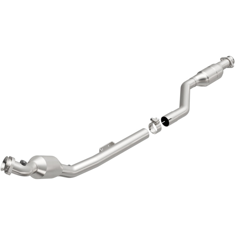 MagnaFlow Mercedes-Benz California Grade CARB Compliant Direct-Fit Catalytic Converter 444304 Photo - Primary