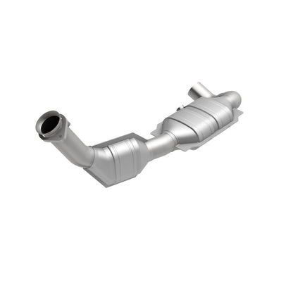 MagnaFlow Ford Expedition California Grade CARB Compliant Direct-Fit Catalytic Converter 447149 360 Degree Image Set