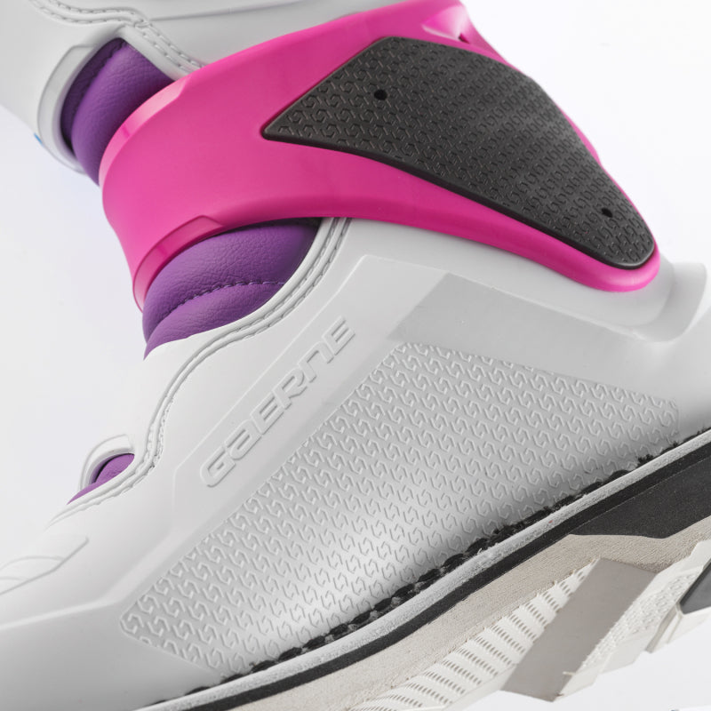 Gaerne SG22 Limited Edition Boot Purple/White/Rhodamine Size - 9 2262-019-9 2262-019-9 User 1