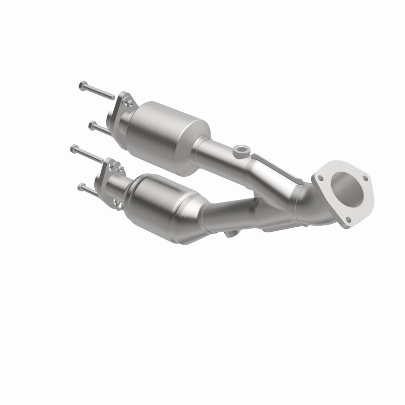 MagnaFlow Jeep Cherokee OEM Grade Federal / EPA Compliant Direct-Fit Catalytic Converter 49465 360 Degree Image Set