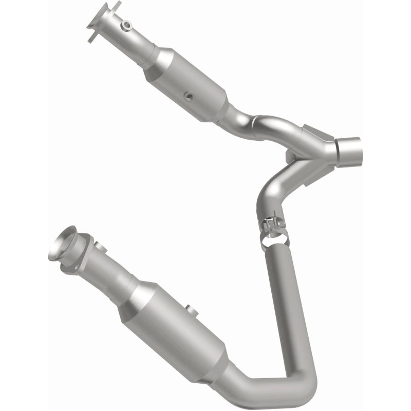 MagnaFlow California Grade CARB Compliant Direct-Fit Catalytic Converter 5551665 Photo - out of package