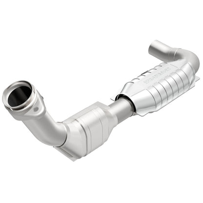 MagnaFlow Ford F-150 California Grade CARB Compliant Direct-Fit Catalytic Converter 447135 Photo - Primary