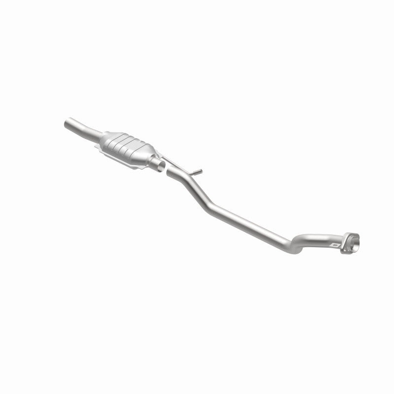 MagnaFlow Ford Standard Grade Federal / EPA Compliant Direct-Fit Catalytic Converter 93301 360 Degree Image Set