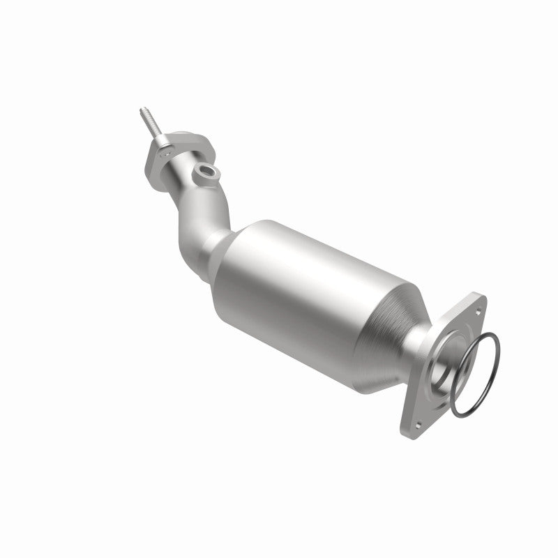 MagnaFlow OEM Grade Federal / EPA Compliant Direct-Fit Catalytic Converter 21-916 360 Degree Image Set
