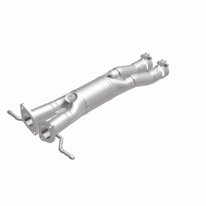 MagnaFlow OEM Grade Federal / EPA Compliant Direct-Fit Catalytic Converter 21-020 360 Degree Image Set