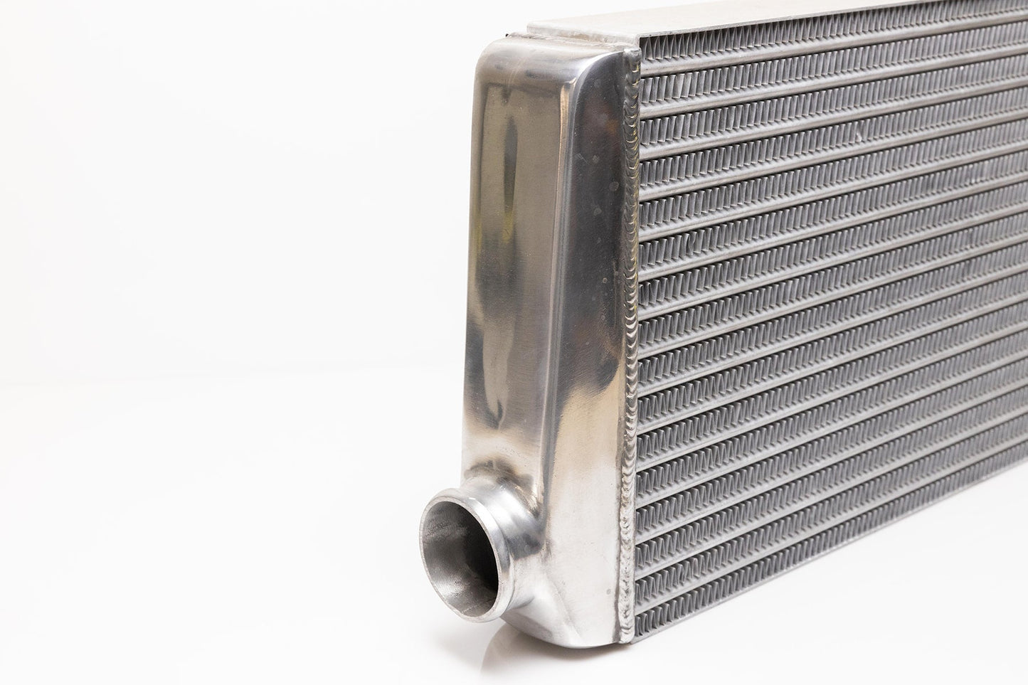GReddy UNIVERSAL INTERCOOLER SPEC TYPE-24, BOTTOM 60mm INLET/OUTLET 12001411