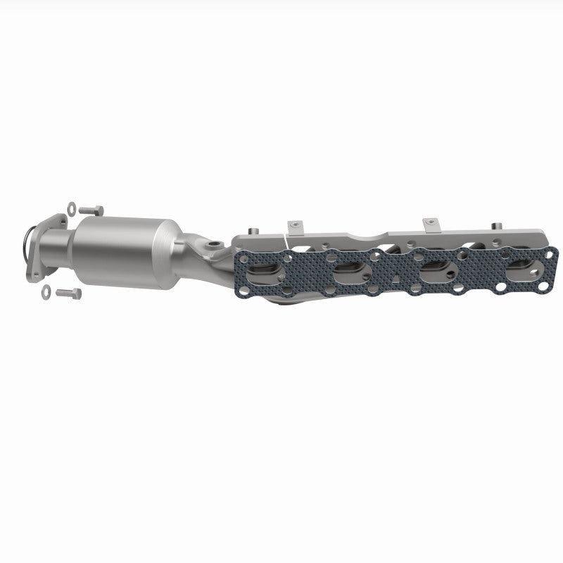 Magnaflow 05-06 Nissan Titan 5.6L Direct Fit Converter 5582380 5582380 360 Degree Image Set