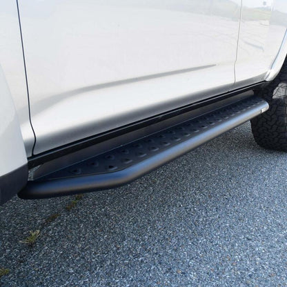Westin 10-17 Toyota 4Runner Trail / 14-23 SR5/TRD/PRO Outlaw Running Boards 28-32165 28-32165 Photo - lifestyle view