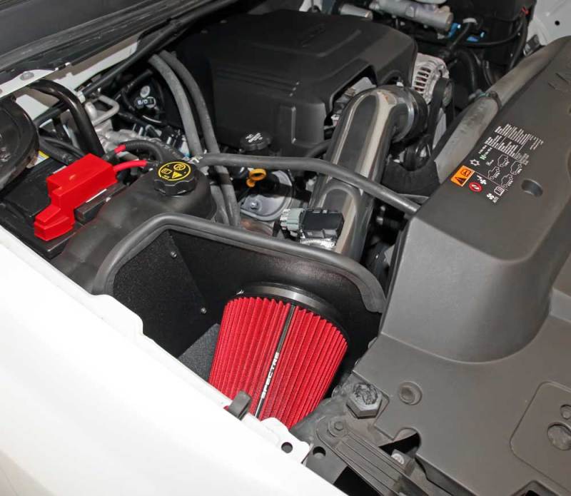 Spectre 11-13 GM 2500HD/3500HD V8-6.0L F/I Air Intake Kit - Polished w/Red Filter 9004 9004 Photo - Mounted