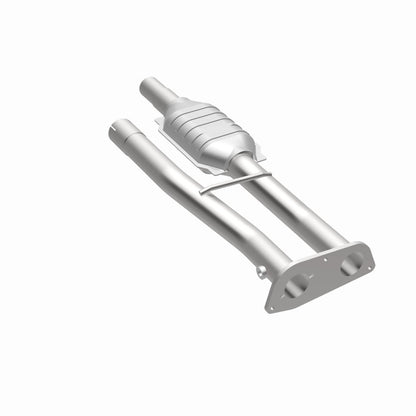 MagnaFlow HM Grade Federal / EPA Compliant Direct-Fit Catalytic Converter 23179 360 Degree Image Set