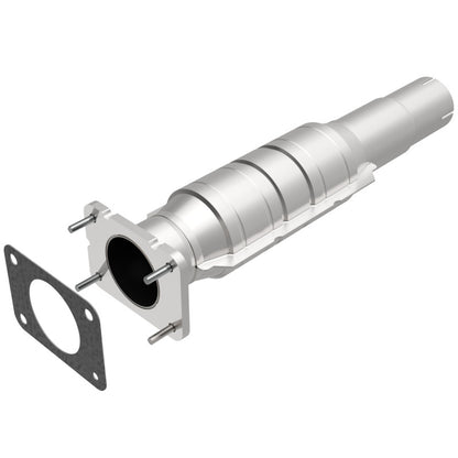MagnaFlow HM Grade Federal / EPA Compliant Direct-Fit Catalytic Converter 93150 Photo - Primary