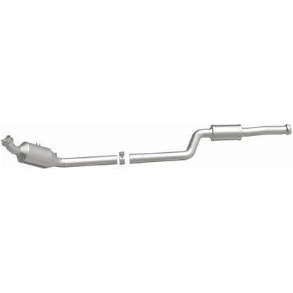 MagnaFlow Mercedes-Benz C300 OEM Grade Federal / EPA Compliant Direct-Fit Catalytic Converter 21-497 Photo - out of package