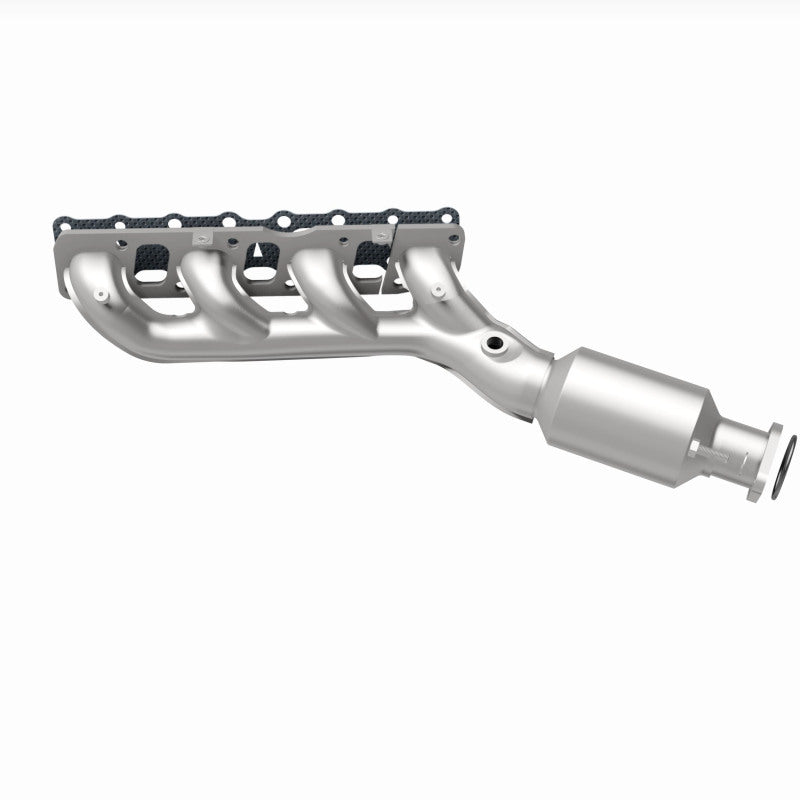 Magnaflow 05-06 Nissan Titan 5.6L Direct Fit Converter 5582380 5582380 360 Degree Image Set