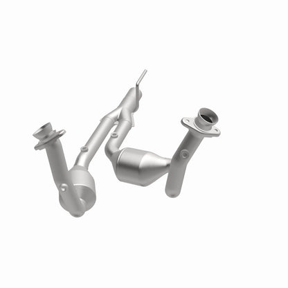 MagnaFlow Jeep Grand Cherokee HM Grade Federal / EPA Compliant Direct-Fit Catalytic Converter 23178 360 Degree Image Set