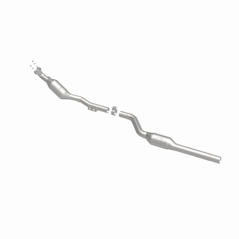 MagnaFlow Mercedes-Benz E430 California Grade CARB Compliant Direct-Fit Catalytic Converter 454038 360 Degree Image Set