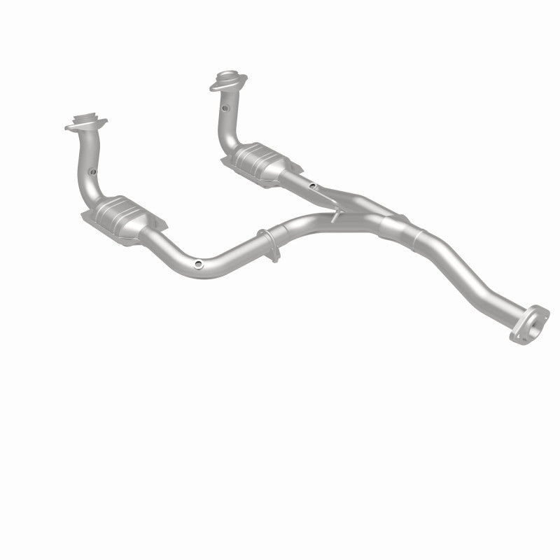 MagnaFlow Jeep Liberty OEM Grade Federal / EPA Compliant Direct-Fit Catalytic Converter 49186 360 Degree Image Set